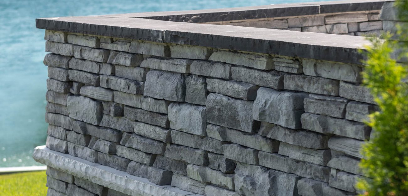 RIVERCREST ® WALL project
